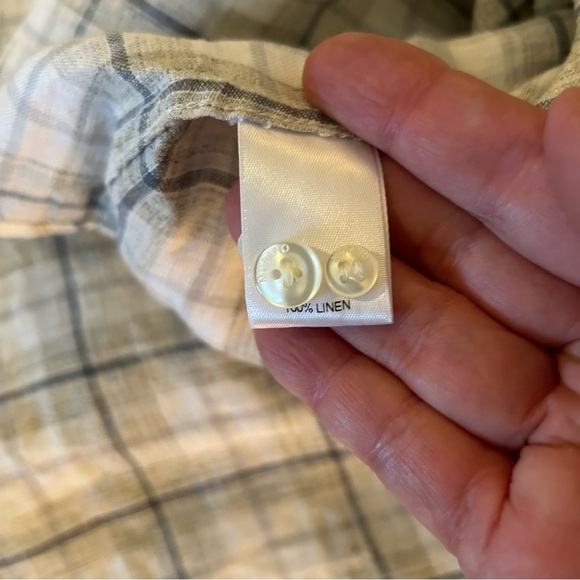 Baird McNutt Linen Button Down Shirt. Size XL. - Picture 7 of 9